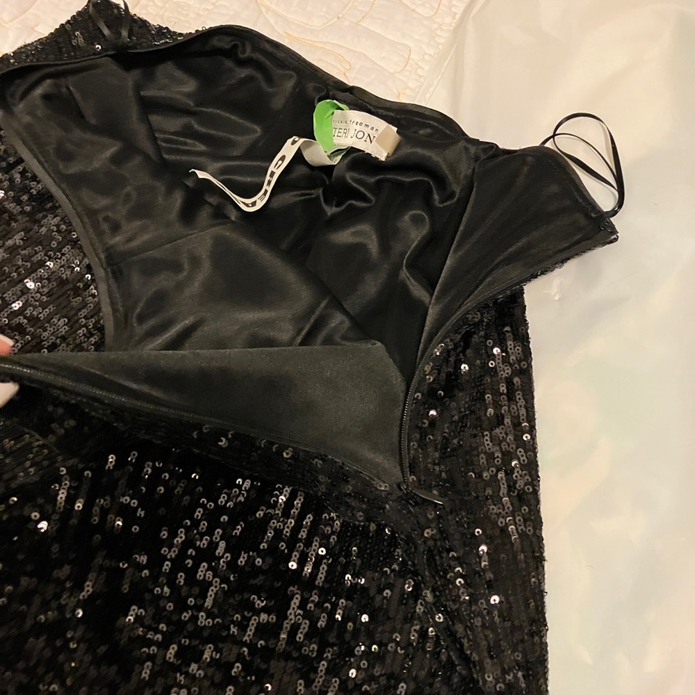 Rickie Freeman Teri Jon black sequined wide leg pants size 10.